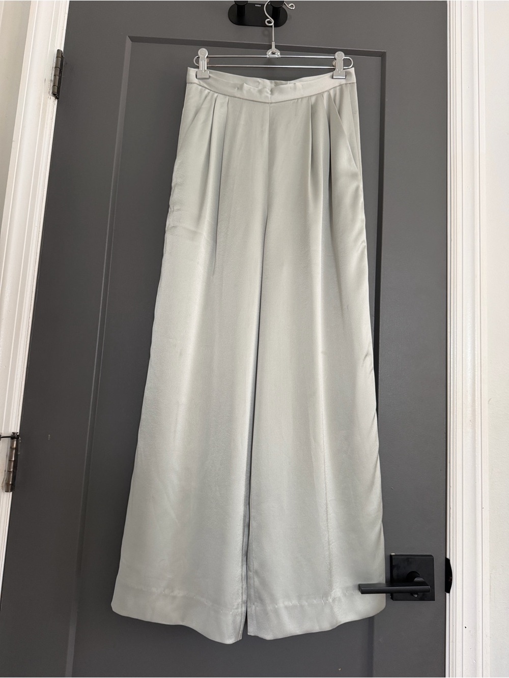 Carmen Marc Valvo Wide Leg Satin Pants mint green